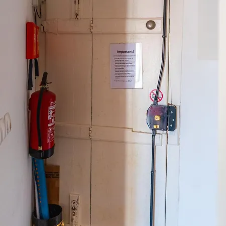 Lisbon Apartment Лісабон